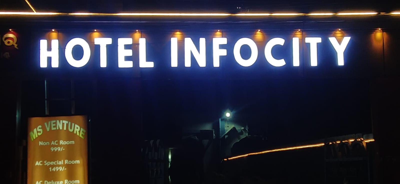 Most Safe & Rated Hotel In London.